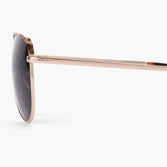 Trendy sunglasses,Foster Grant Sunglasses Aviator, Tortoise. available in selver - Picture 5 of 11